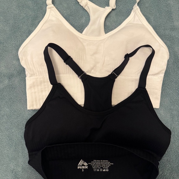 Sports Bundle - Lululemon Tee & Lucy Tank Top + Misc Sports Bras - XS-S - Picture 3 of 7
